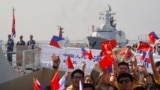 中国海军邯郸号导弹护卫舰访问马尼拉。（2019年1月17日）