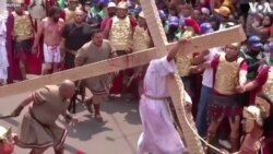 Hundreds Witness Mexico’s Largest Passion of the Christ Re-Enactment 