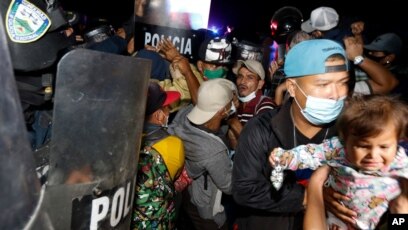 Miles de hondure os inician un viaje en caravana hacia Estados Unidos