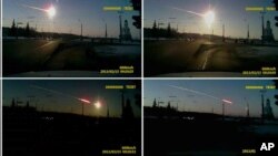 Secuencia de fotos de la estela de fuego del meteorito sobre Cheliánbinsk, a unos 1.500 kilómetros al este de Moscú.