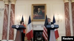 Sekretari i Shtetit Antony Blinken gjatë konferencës së përbashkët për shtyp me Ministren e Jashtme franceze Catherine Colonna (21 tetor 2022)