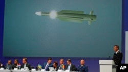 Очолюване Нідерландами міжнародне розслідування дійшло висновку, що МН17 був збитий російською ракетою з установки «Бук»