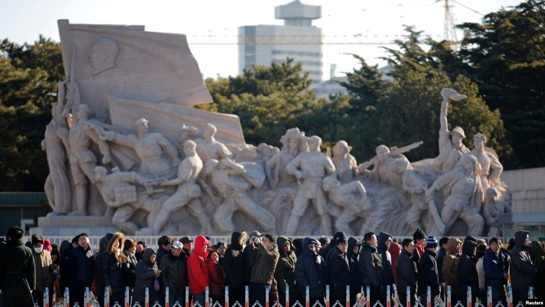 PHOTOS: China Observes Mao's Birthday