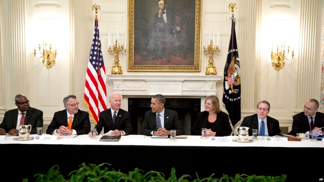 Prezident Obama 300 kompaniya rahbarlari bilan uchrashmoqda, Vashington, 31-yanvar, 2014-yil