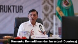 Koordinator PPKM Darurat Luhut Binsar Pandjaitan memberi ultimatum hingga hari Rabu (7/7) pada para "pemain obat" untuk tidak mempermainkan harga atau menghadapi sanksi hukum. (Courtesy: Kemenko Kemaritiman dan Investasi)