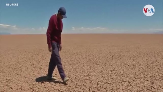 Lagos y lagunas se secan por el impacto del cambio climático en Bolivia