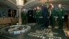 러시아 국방장관, 크림반도 러시아 군기지 방문