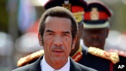 Criminal charges against a former Botswana president have been dropped