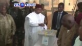 VOA60 AFIRKA: NIGER Shugaba Mahamadou Issoufou Ya Jefa Kuri'arsa a Zagaye Na Biyu, Maris 21, 2016