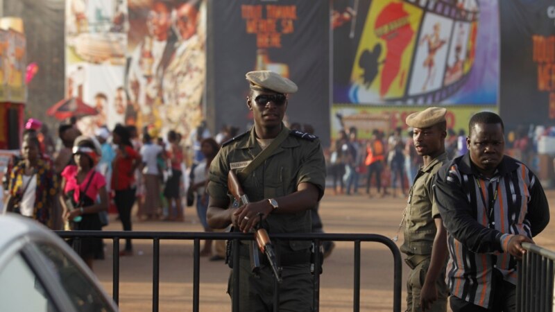 Ouverture du procès de 20 soldats accusés de "complot" au Burkina