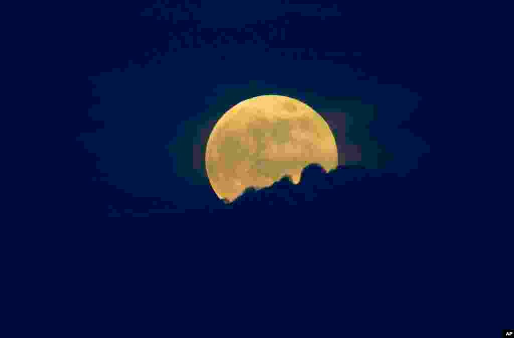 মিয়ানমার