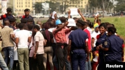 Congolese police detain protesters demanding that President Joseph Kabila leave power by the end of the year in Kinshasa, Democratic Republic of Congo, July 31, 2017.