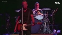 摇滚乐手史普林斯汀重回百老汇演出