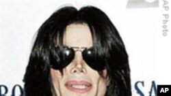 官方验尸报告指杰克逊死于他杀