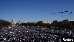 На фото: прихильники Ізраїлю протестують проти антисемітизму біля Конгресу у Вашингтоні, США, 14 листопада 2023 року. REUTERS/Elizabeth Franz