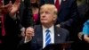 Трамп подверг критике «нелепые постановления» против его президентских указов