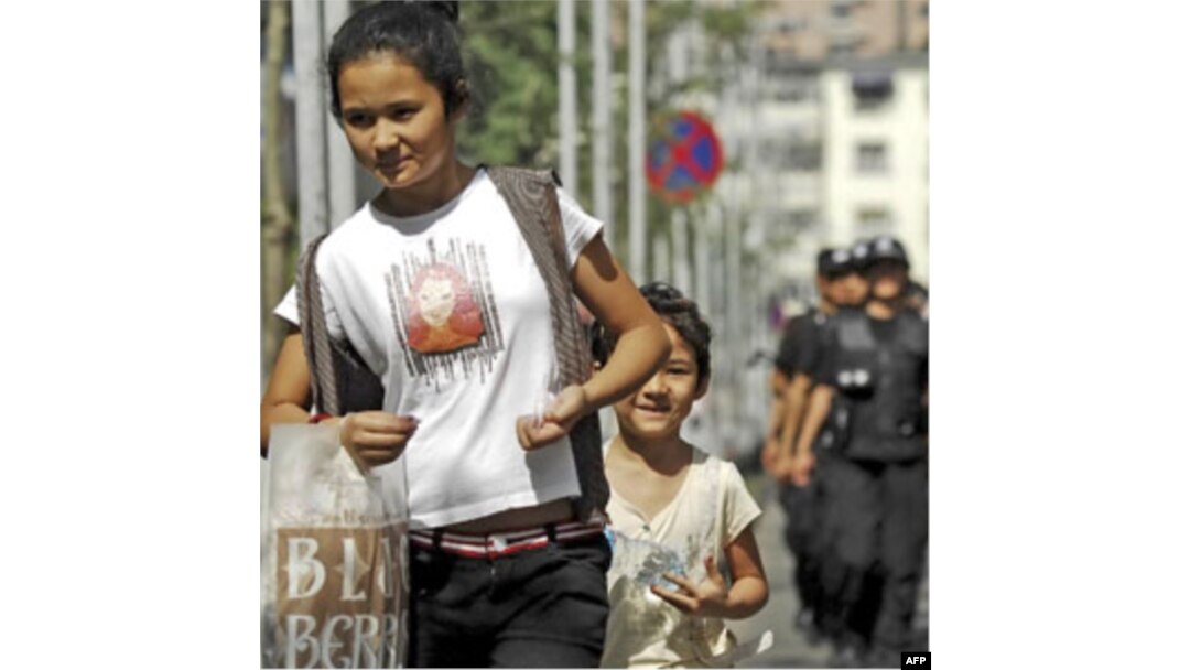 Shinjonni uyg'urlar Sharqiy Turkiston, asl vatan, deb ataydi