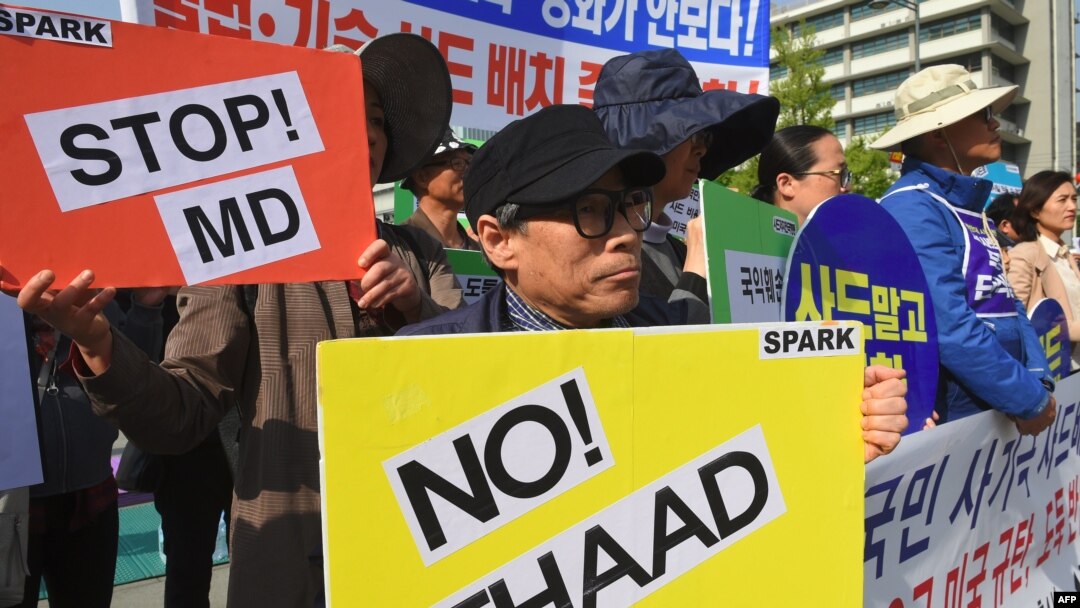 Người dân Hàn Quốc phản đối THAAD.