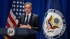 آنتونی بلینکن، وزیر خارجه آمریکا می‌گوید واشنگتن قاطعانه متعهد به مقابله با تمام فعالیت‌های تهدیدآمیز ایران است.