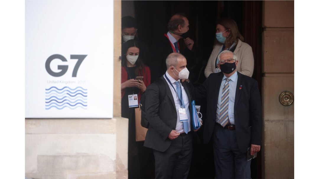 Attendees leave the G-7 foreign ministers meeting at Lancaster House in London, Britain, May 5, 2021.
