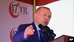 터키의 레제프 타이이프 에르도안 대통령이 20일 북키프로스튀르크공화국에서 연설했다. 