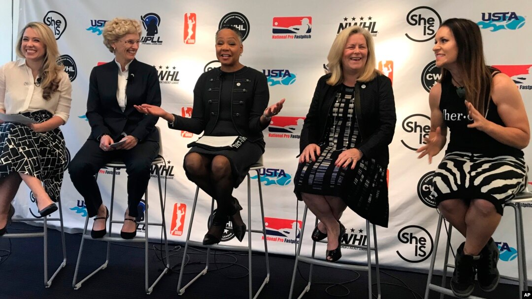 From left, Caiti Donovan, executive director of SheIS; Brenda Andress, commissioner of the Canadian Women’s Hockey League; Lisa Borders, president of the WNBA; Stacey Allaster, chief executive for the US Tennis Association; and Dr. Jen Welter, the first female NFL coach, all meet to speak with sponsors, investors and other commissioners of leagues in New York, April 18, 2018. Women’s sports leagues are banding together for the first time with a new initiative — SheIS.