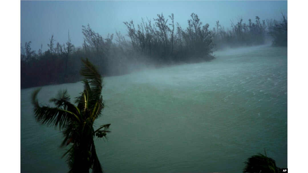 Las inundaciones por la permanencia del hurac´na Dorian han causado graves daños en Bahamas.