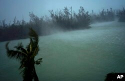 Las inundaciones por la permanencia del hurac´na Dorian han causado graves daños en Bahamas.