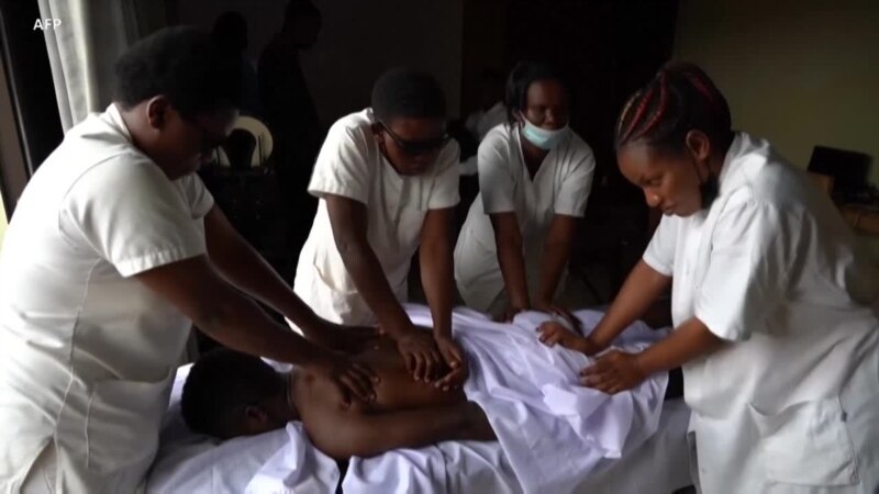 Les masseuses aveugles de Kigali