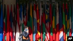 EE.UU. FMI Proyecciones economía global
