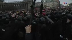 Սանկտ Պետերբուրգում Նավալնիի աջակիցների ցույցի ժամանակ ոստիկանությունն ավելի քան 200 մարդ է ձերբակալել