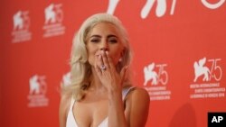 Lady Gaga en el Festival de Cine de Venecia 2018. La cantante está ahora en el Festival Internacional de Toronto promocionando "A Star is Born".