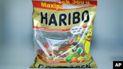 A package with Haribo gummy bears is photographed in Berlin, Germany, 24, 2017. 