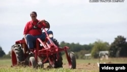 Cleber Tractor hopes to build small, cheap, simple tractors just right for 40-hectare farms in Cuba.