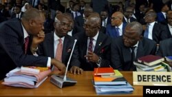 Attorneys defending Nigeria's Chief Justice Walter Onnoghen appear at the Code of Conduct Tribunal in Abuja, Nigeria, Jan. 22, 2019. 