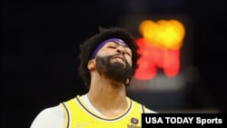 Anthony Davis des Los Angeles Lakers lors d'un match contre les Phoenix Suns au Footprint Center, Phoenix, le 5 avril 2022.