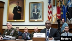 На фото: Голова Об'єднаного комітету начальників штабів генерал Марк Міллі та міністр оборони США Ллойд Остін