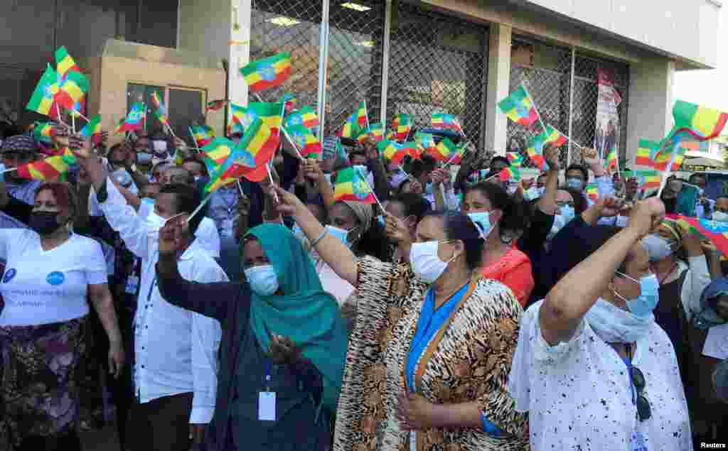 ስነ-ስርዓት ምሃብ ክብሪ ንኣባላት ሰራዊት ምክልኻል ኢትዮጵያ