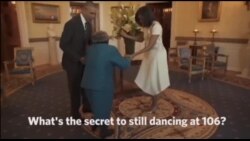 美国万花筒：106岁人瑞和奥巴马夫妇共舞