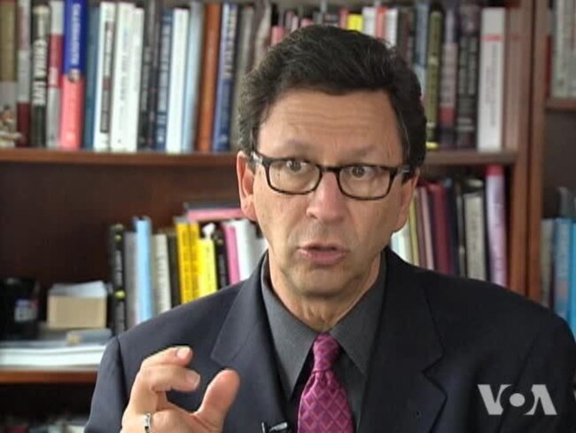 US Experts Call for Debate on National Security, Civil Liberties