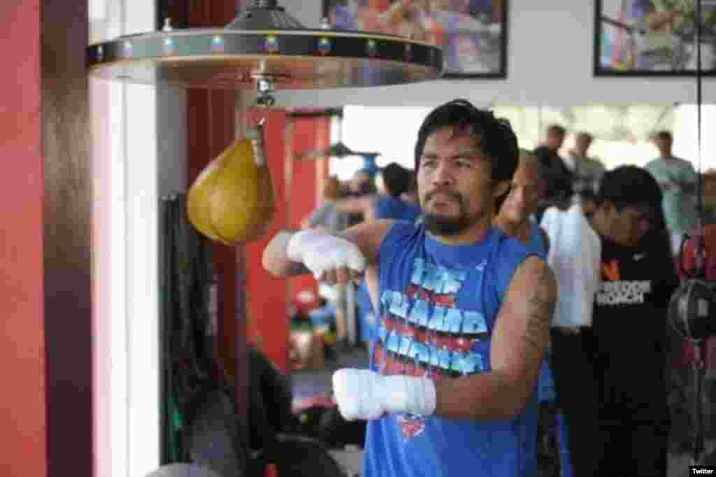 Manny Pacquiao Boxe $160 Milhões/&nbsp; ano Filipinas