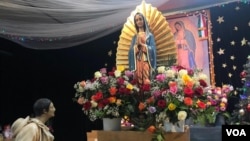 Iglesia de Nuestra Señora de Guadalupe minutos antes de dar inicio a la procesión de la celebración de la Virgen de Guadalupe en Nueva York. (Foto: Celia Mendoza – VOA)