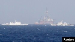 Hạ Viện Nhật Bản mô tả việc Trung Quốc hạ đặt giàn khoan trong Biển Đông là một hành động “bất hợp pháp, khiêu khích” làm tăng thêm căng thẳng trong vùng biển này