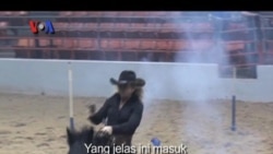 Lomba Menembak Ala Cowboy Texas - VOA Sports