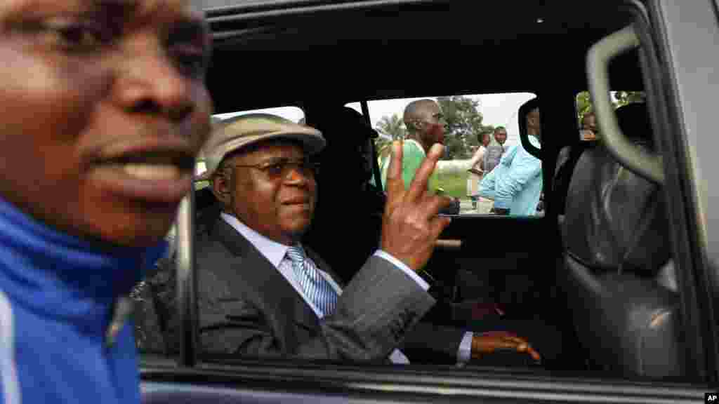 Etienne Tshisekedi arrive à Kinshasa, le 28 novembre 2014.