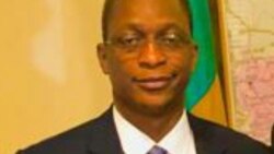 Arouna Modibo Toure, ni Ba'a Doni Jamana Ka Bɔlɔlɔ ani Finɲen Sorow Siraw Minisiri Ye Laseli Kɛ "Startup" Hakili l'a K'o Kan