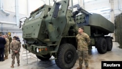 U.S. Army presents HIMARS in Tapa military base