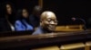 L'ancien président Jacob Zuma est assis sur le banc des accusés au palais de justice de Pietermaritzburg, en Afrique du Sud, le 27 juillet 2018.