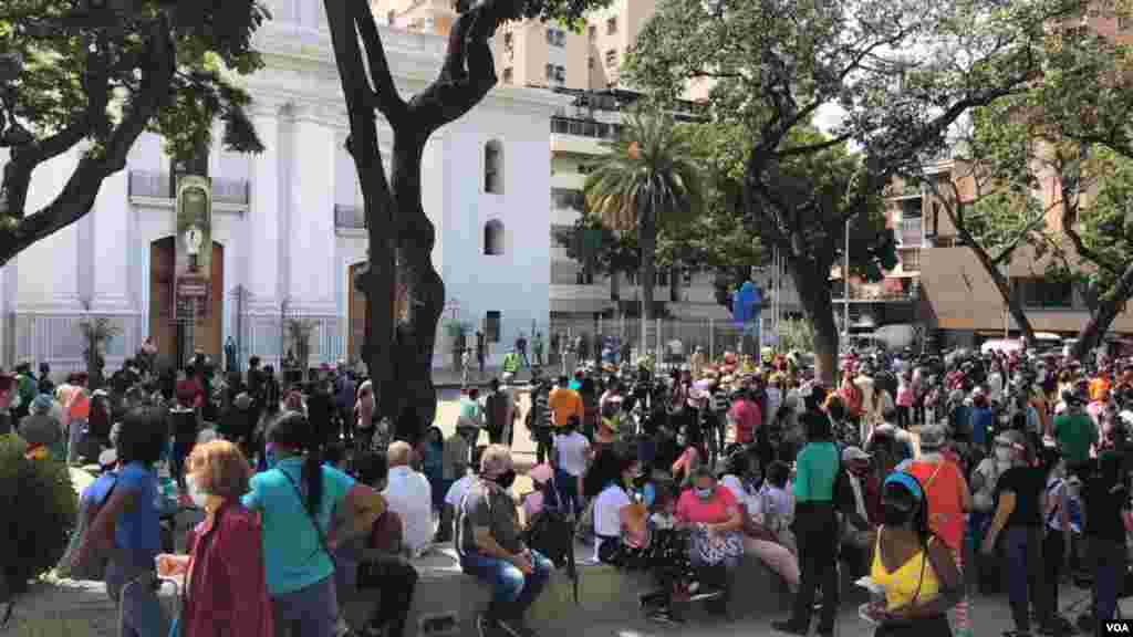 Los creyentes del m&#233;dico venezolano tuvieron que esperar por d&#233;cadas para poder rezarle en sus templos. No fue hasta en junio de 2020, en plena pandemia, cuando el Vaticano aprob&#243; darle el t&#237;tulo de beato. 