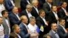 Parlemen Ukraina Tetapkan UU Otonomi di Ukraina Timur 